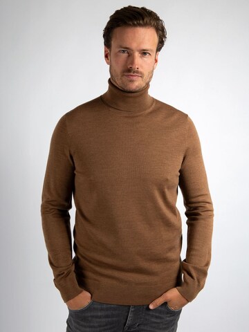 T-Shirt Suitable en marron : devant