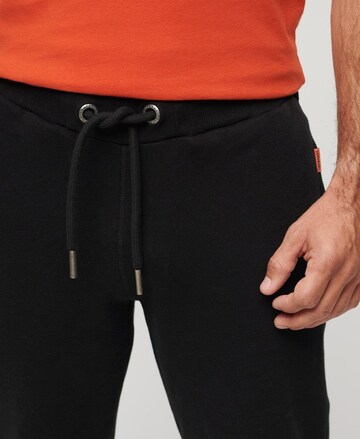 Effilé Pantalon 'Essential' Superdry & Co en vert