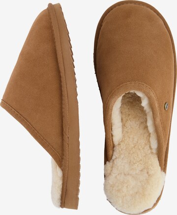 Warmbat Slippers 'Classic' in Brown: front