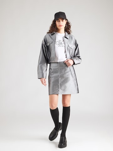 Calvin Klein Jeans Φθινοπωρινό και ανοιξιάτικο μπουφάν σε γκρι