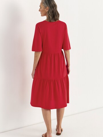 Robe Cellbes of Sweden en rouge