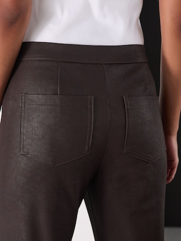 Next Bootcut Hlače na rob | rjava barva