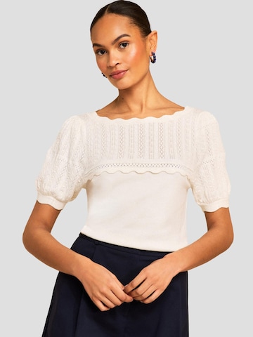 Tricou de la love & roses pe bej: față