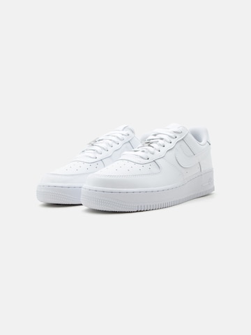 Nike Sportswear Σνίκερ χαμηλό 'AIR FORCE 1 '07' σε λευκό