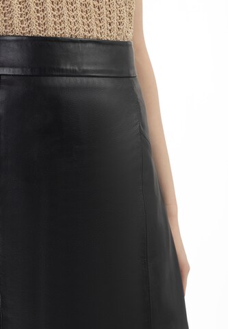 faina Skirt in Black