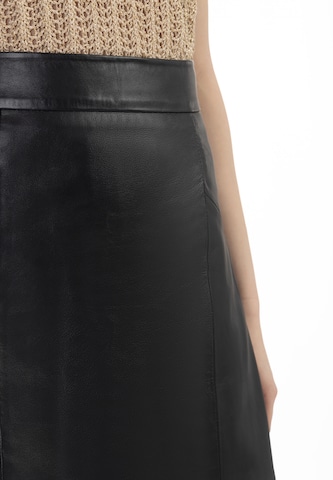 faina Skirt in Black