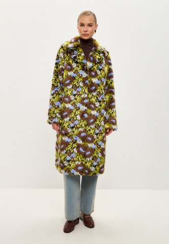 CESARE GASPARI Winter Coat in Green