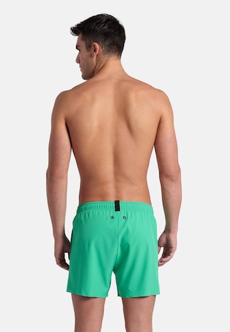 Pantaloncini da bagno 'EVO' di ARENA in verde