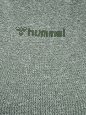 Haut de sport Hummel en vert