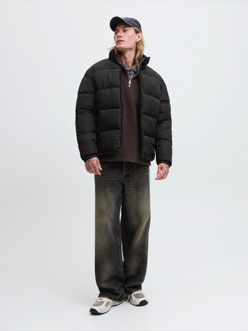 Geacă de iarnă 'JJMAZE' de la JACK & JONES pe negru