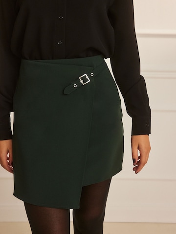 Guido Maria Kretschmer Women Skirt 'Georgina' in Green: front