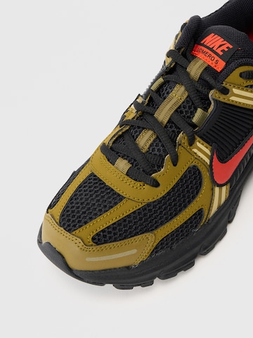 Nike Sportswear Tenisky 'Zoom Vomero 5' – černá