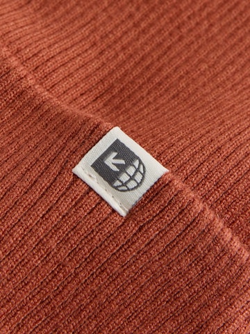 Bonnet Next en rouge