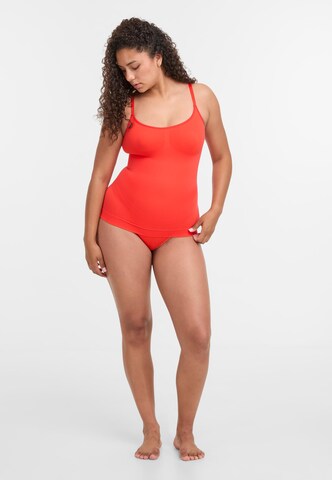 Lykkeland Atelier Shaping slip 'Second Skin' in Red