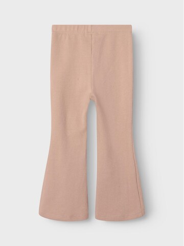 Coupe slim Leggings NAME IT en rose