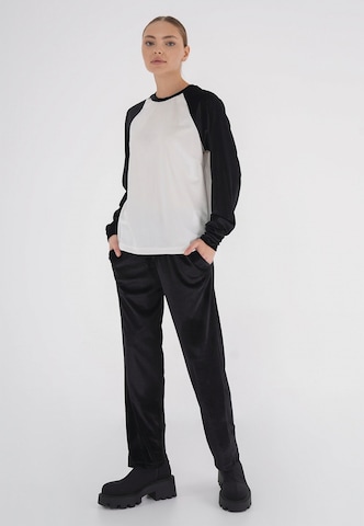FRESHLIONS Sweatshirt 'Sally' in Wit