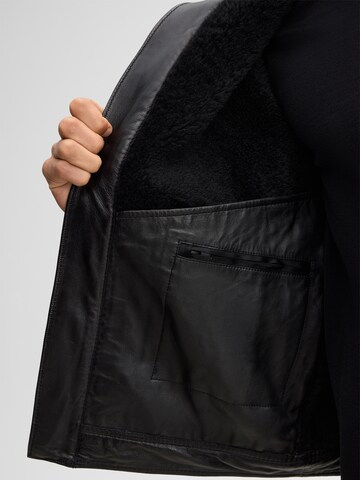 STRELLSON Between-Season Jacket in Black