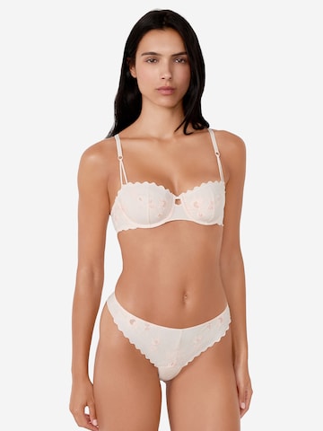 String di ETAM in rosa