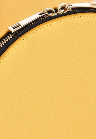 faina Handbag in Yellow