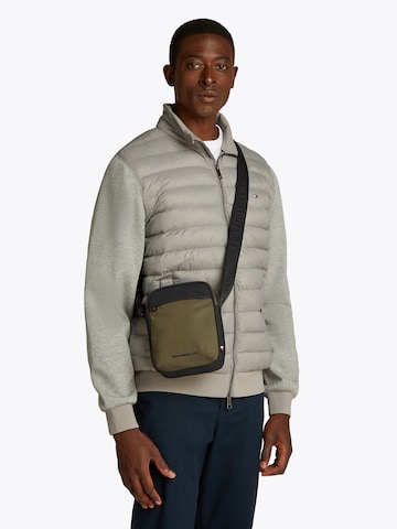 TOMMY HILFIGER Τσάντα ώμου σε πράσινο