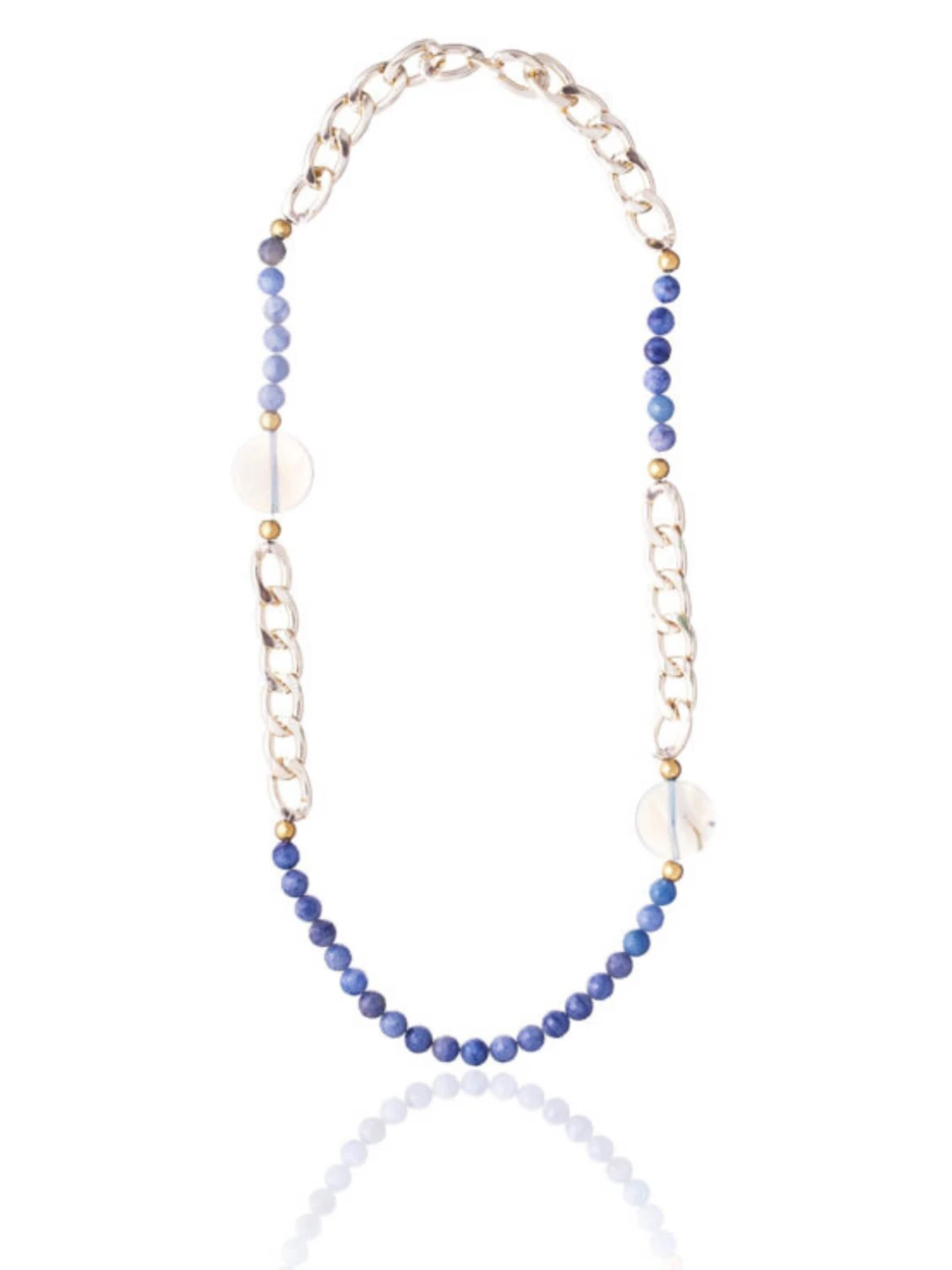 THE GEM STORIES JEWELRY Necklace 'Lilac Jade Necklace with white Agate stones and chain' in Purple: front