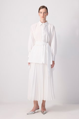 Chemisier Touche Prive en blanc
