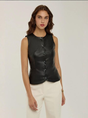 Gilet di Hiccup in nero: frontale