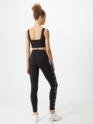 Reebok Skinny Sportovní kalhoty – černá