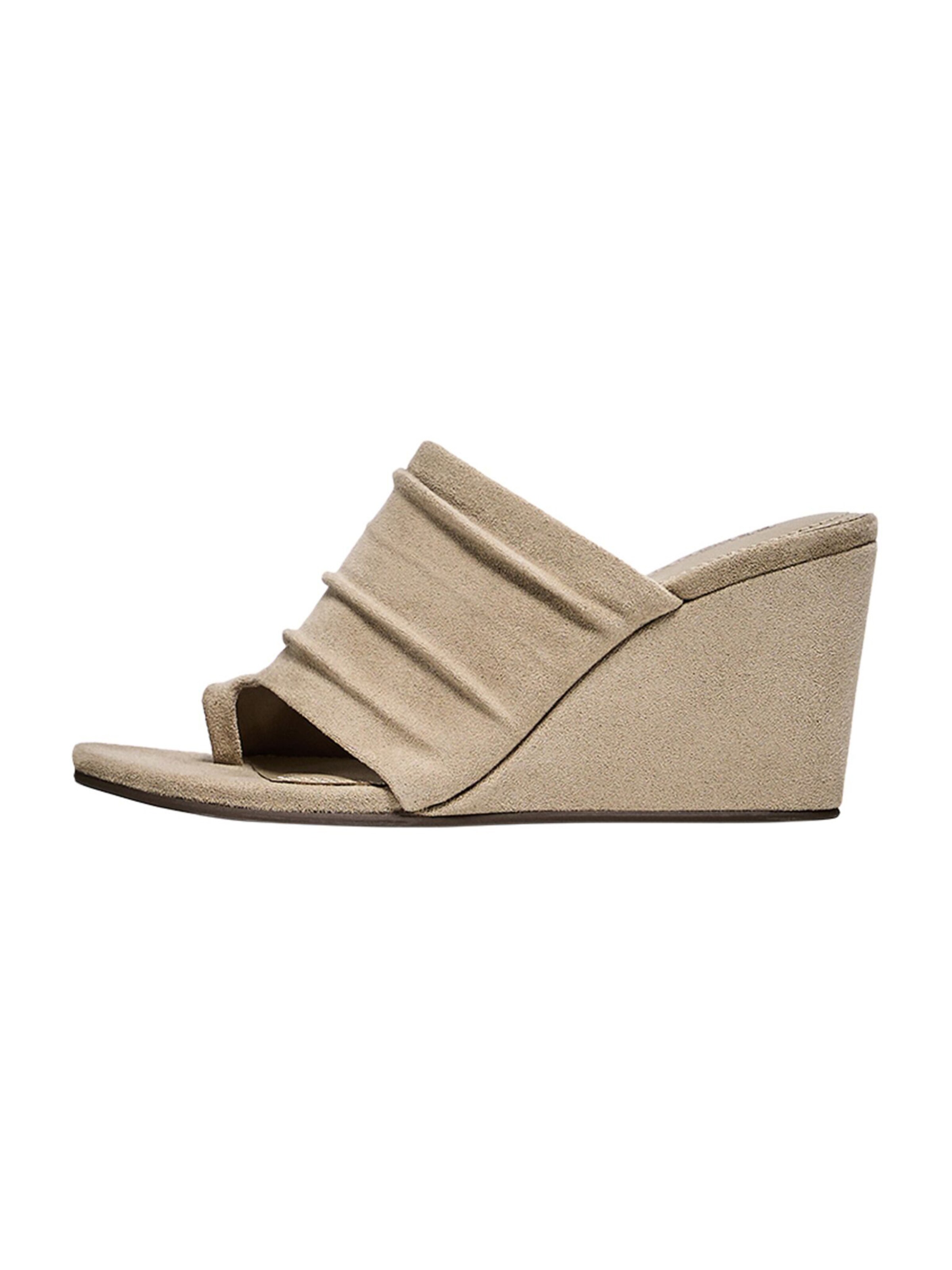 Bershka Klipklappere i beige