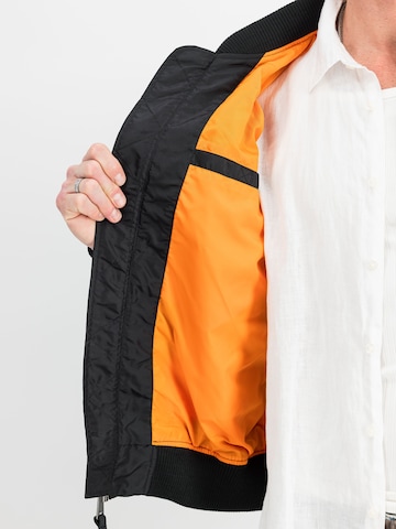ALPHA INDUSTRIES Přechodná bunda 'MA-1 TT' – černá