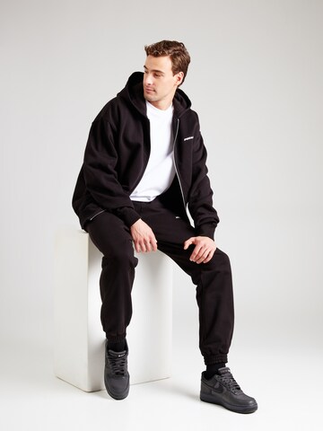 Pegador - Sudadera con cremallera en negro