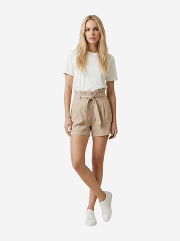 Regular Pantalon 'Lalia' ONLY en beige