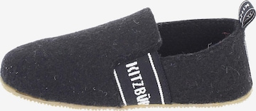 Living Kitzbühel Slippers 'T-Modell Filz' in Black: front