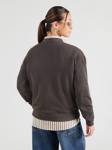 studioselect Sweatshirt 'Asta' i grå