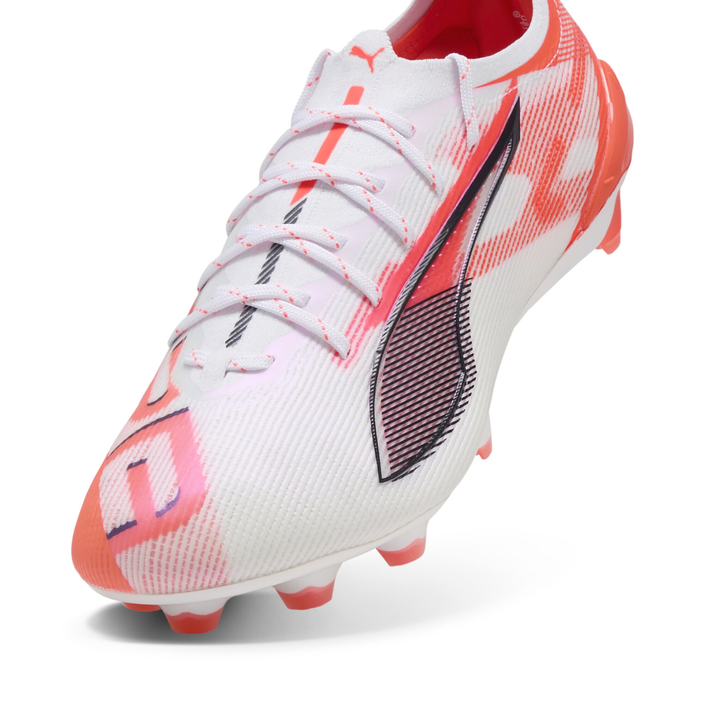 PUMA Soccer shoe 'Ultra 5 Ultimate' in White