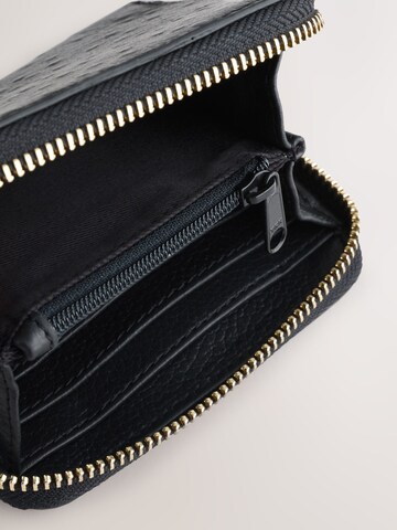 Next Kukkaro värissä musta