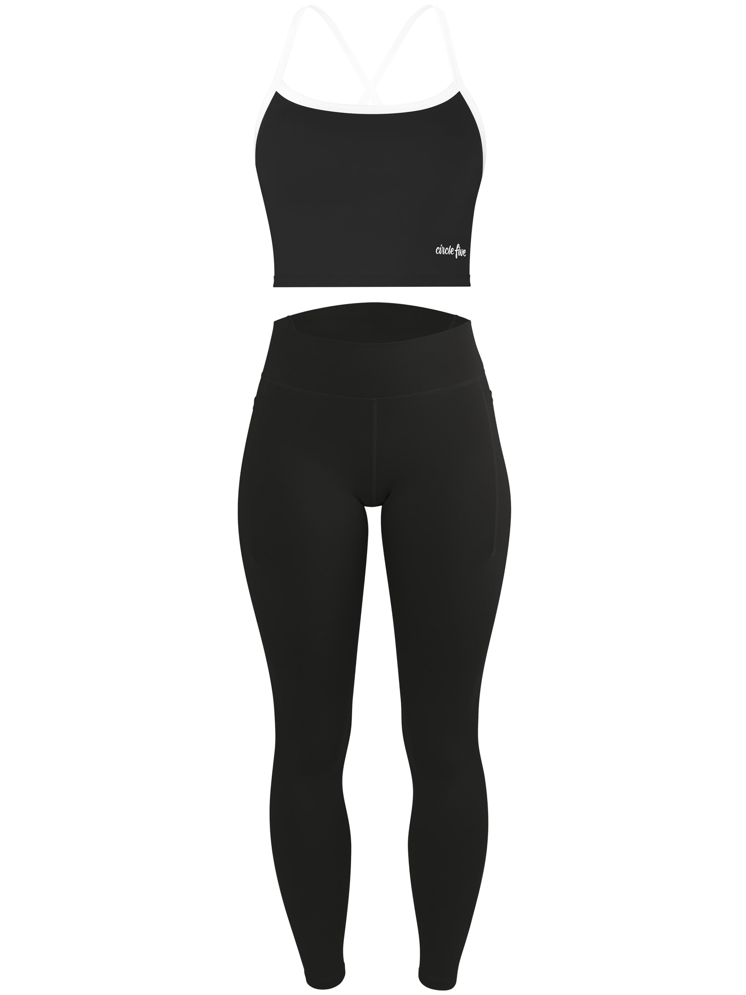 Completo sportivo di normani in nero: frontale