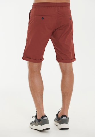 Cruz Regular Shorts 'Gilchrest' in Rot