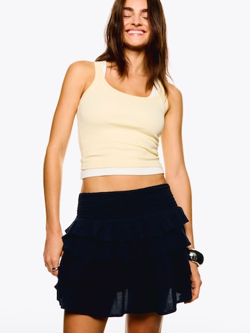 Bershka Skirt in Blue: front