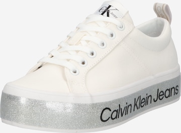Sneaker low de la Calvin Klein Jeans pe alb: față