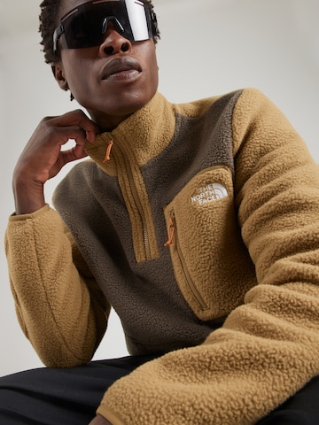 THE NORTH FACE Sporttröja 'YUMIORI' i brun