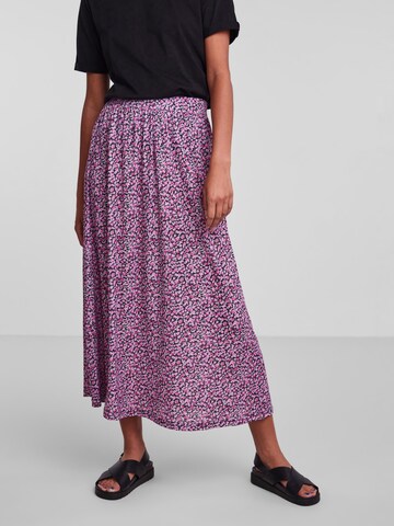 PIECES Skirt 'APPA' in Purple: front