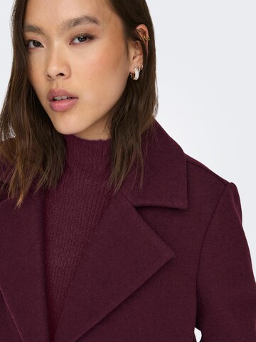 Cappotto invernale 'EMMA' di ONLY in rosso