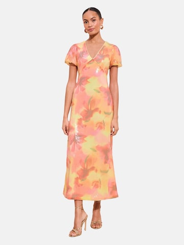 rozā Friends Like These Kleita: no priekšpuses