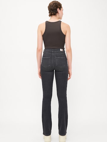Only Tall - Flared Calças de ganga 'ONLMILA' em preto