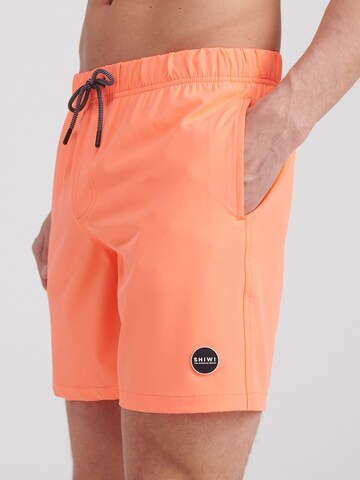 Shiwi Badeshorts 'Mike' in Orange