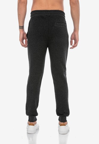 Redbridge Regular Pants 'Crawley' in Grey