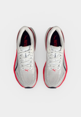 PUMA Tekaški čevelj 'Velocity NITRO 5' | bela barva