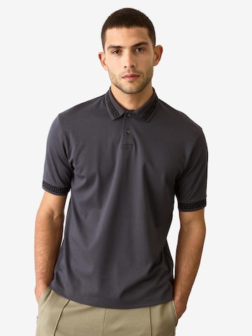 Next Футболка в Серый: спереди