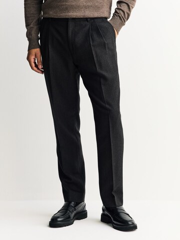 Next Tapered Hose in Braun: Vorderseite